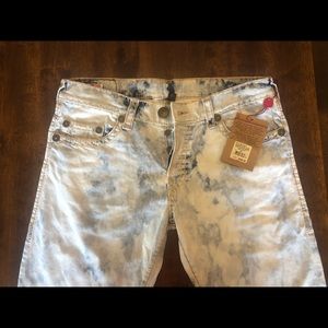 NWT True Religion Acid Wash Straight leg jeans